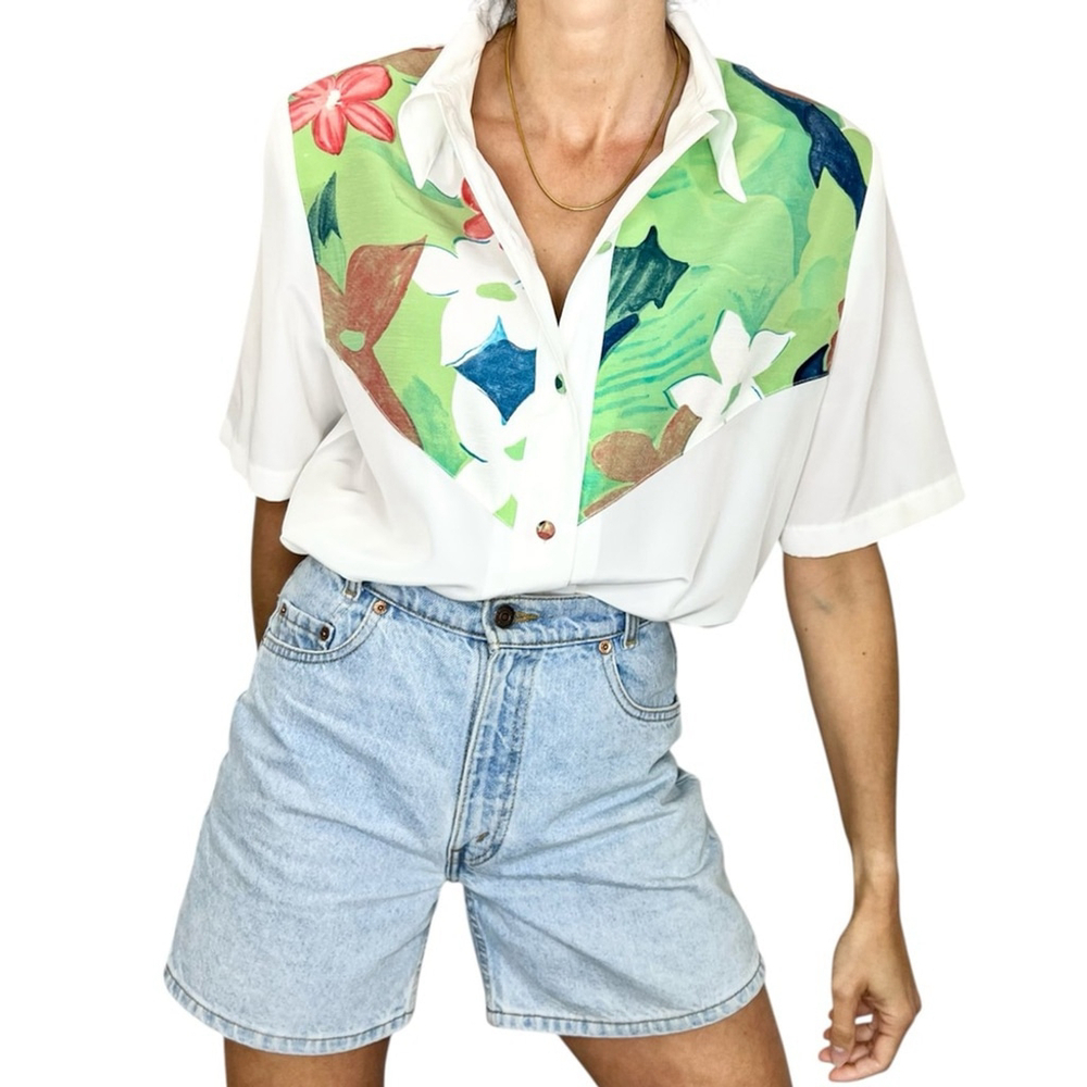 Vintage 80s 90s Canadian made short sleeve white green floral blouse 12